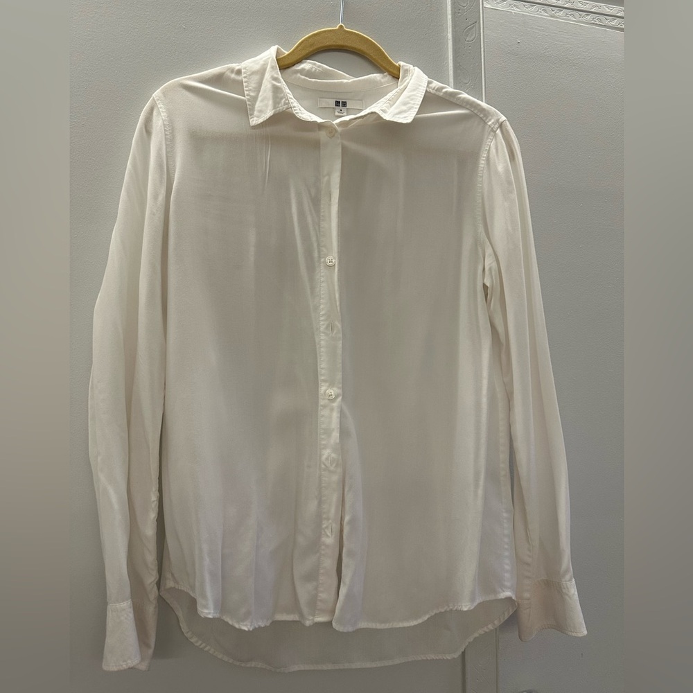Uniqlo Women’s Rayon White Button Down Shirt